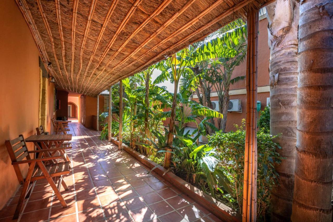 Hotel Copacabana Tarifa Beach Exterior photo