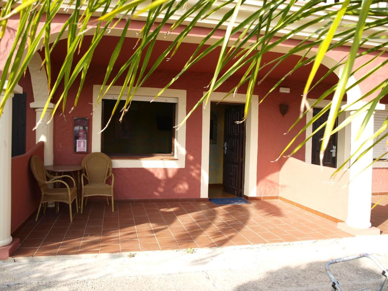 Hotel Copacabana Tarifa Beach Exterior photo