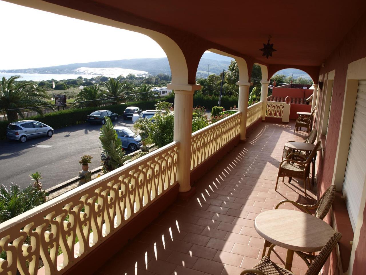 Hotel Copacabana Tarifa Beach Exterior photo